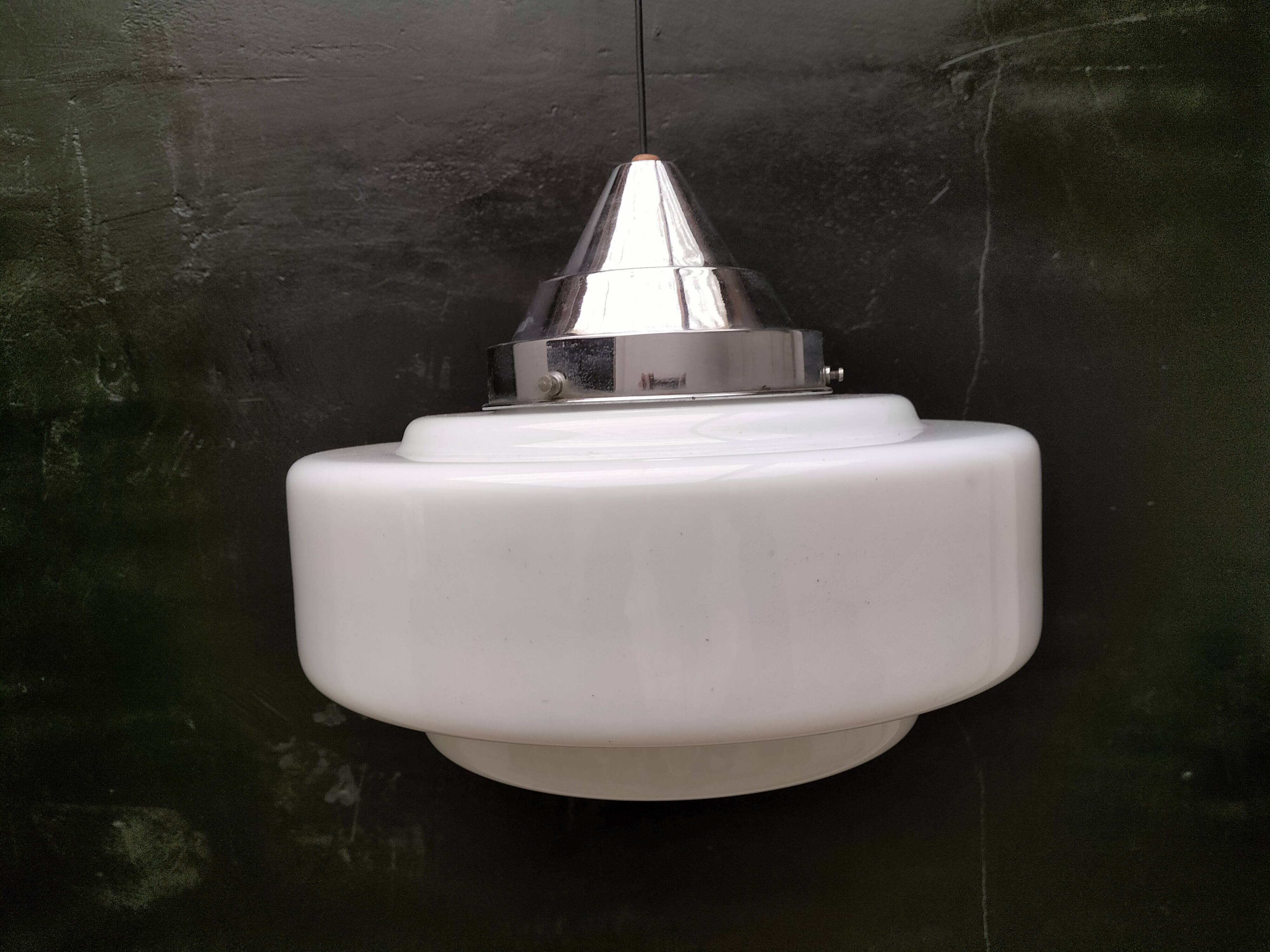Art deco pendant light