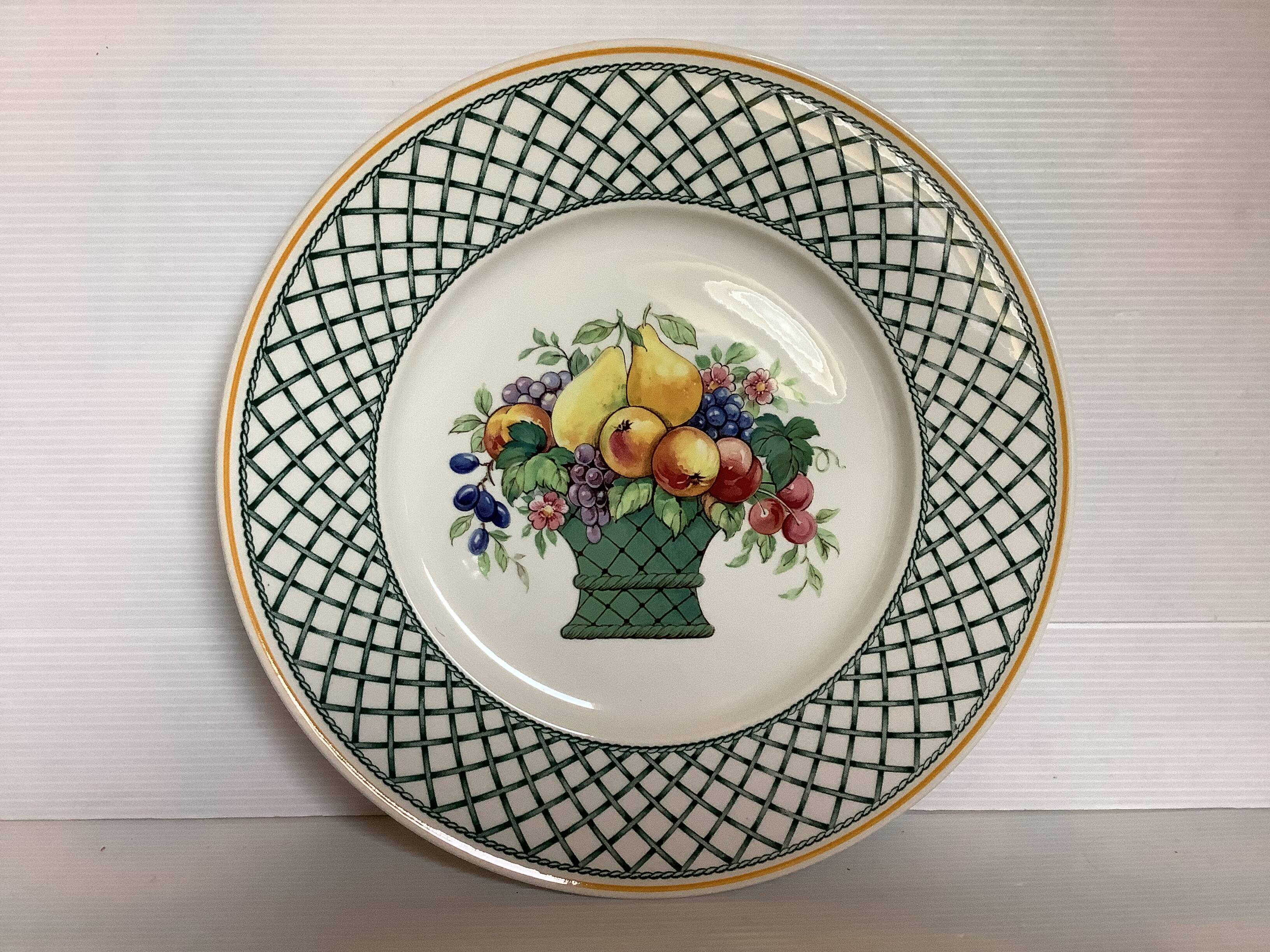 Villeroy and Boch basket model plate
