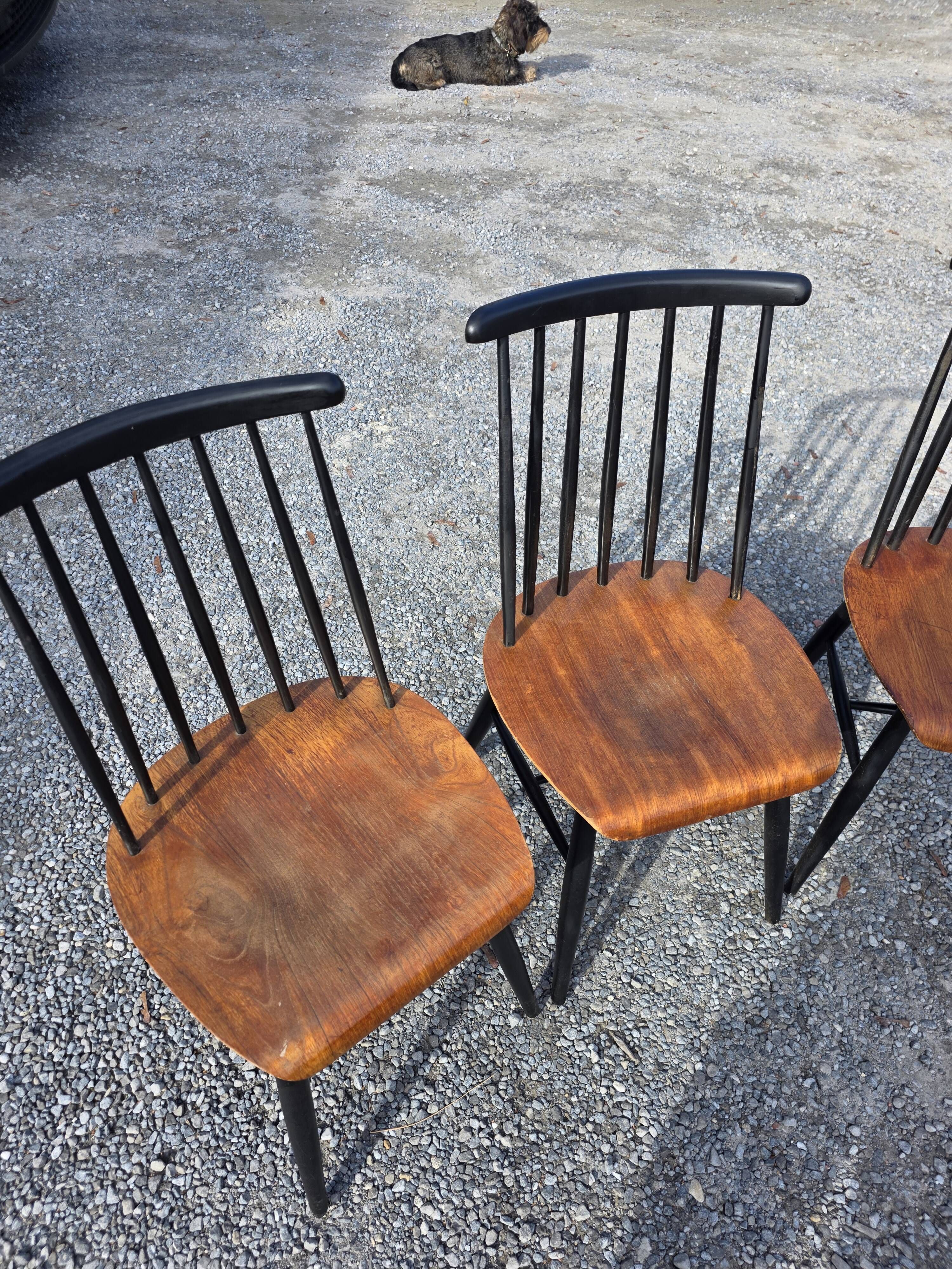 10 Scandinavian chairs from the 1960s