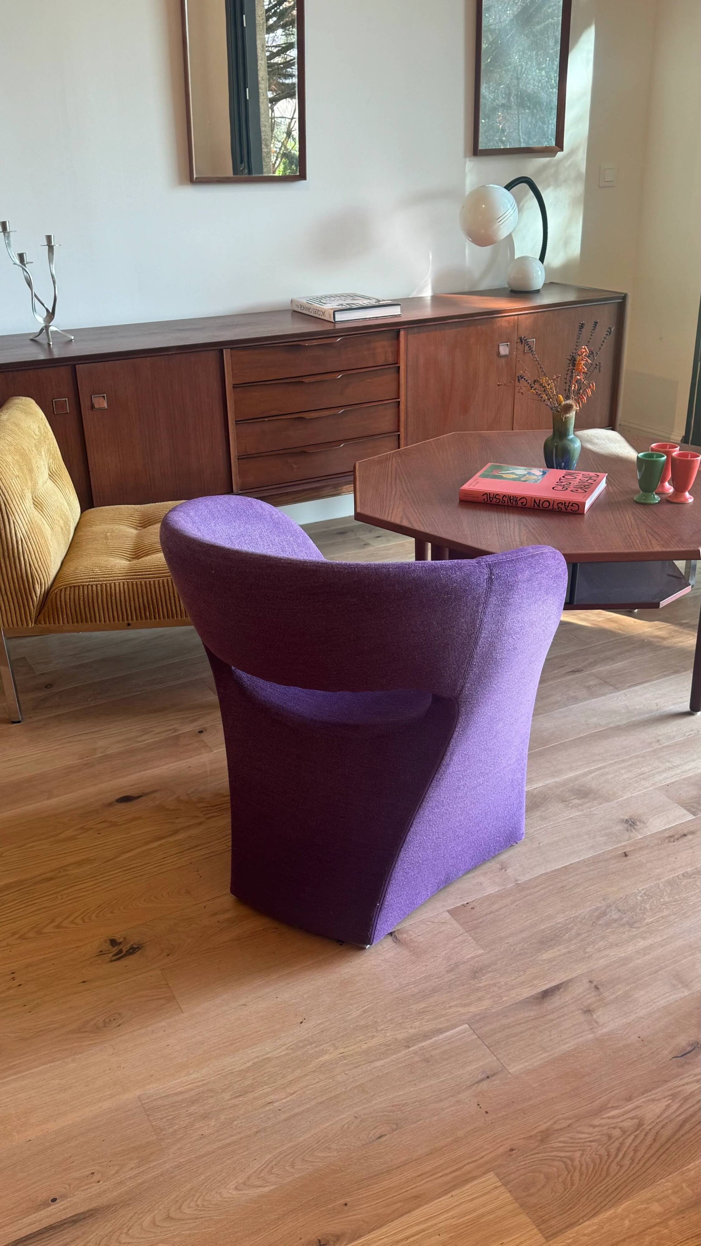 Fauteuil dans le goût du fauteuil Albert de Ron Arad pour Moroso