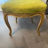 2 chaises style Louis XV en bois et velours vert