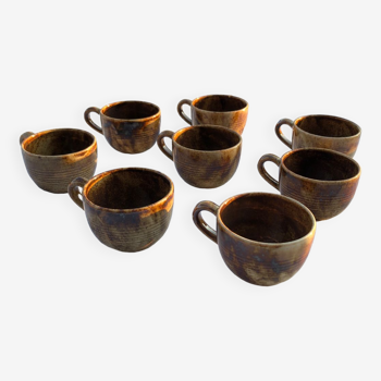 Lot 8 glazed stoneware cups