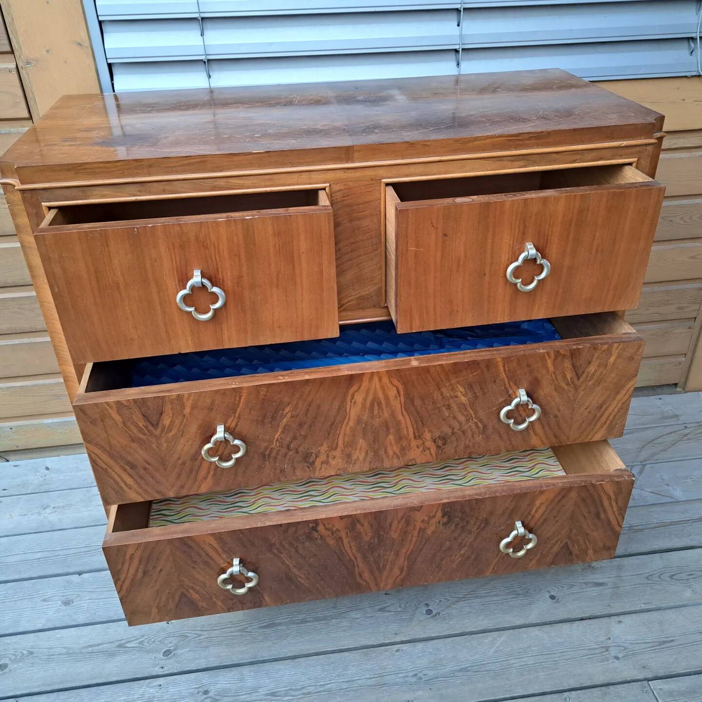 Art Deco chest of drawers
