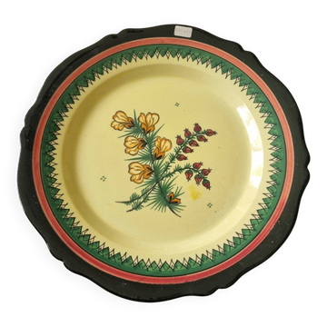 Henriot Quimper ceramic plate 1950s/60s