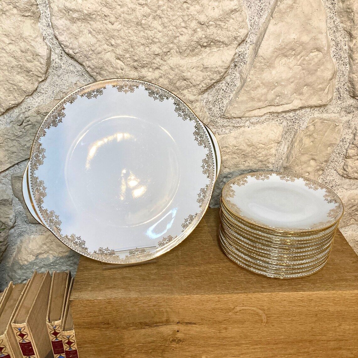 Plates and dessert dish