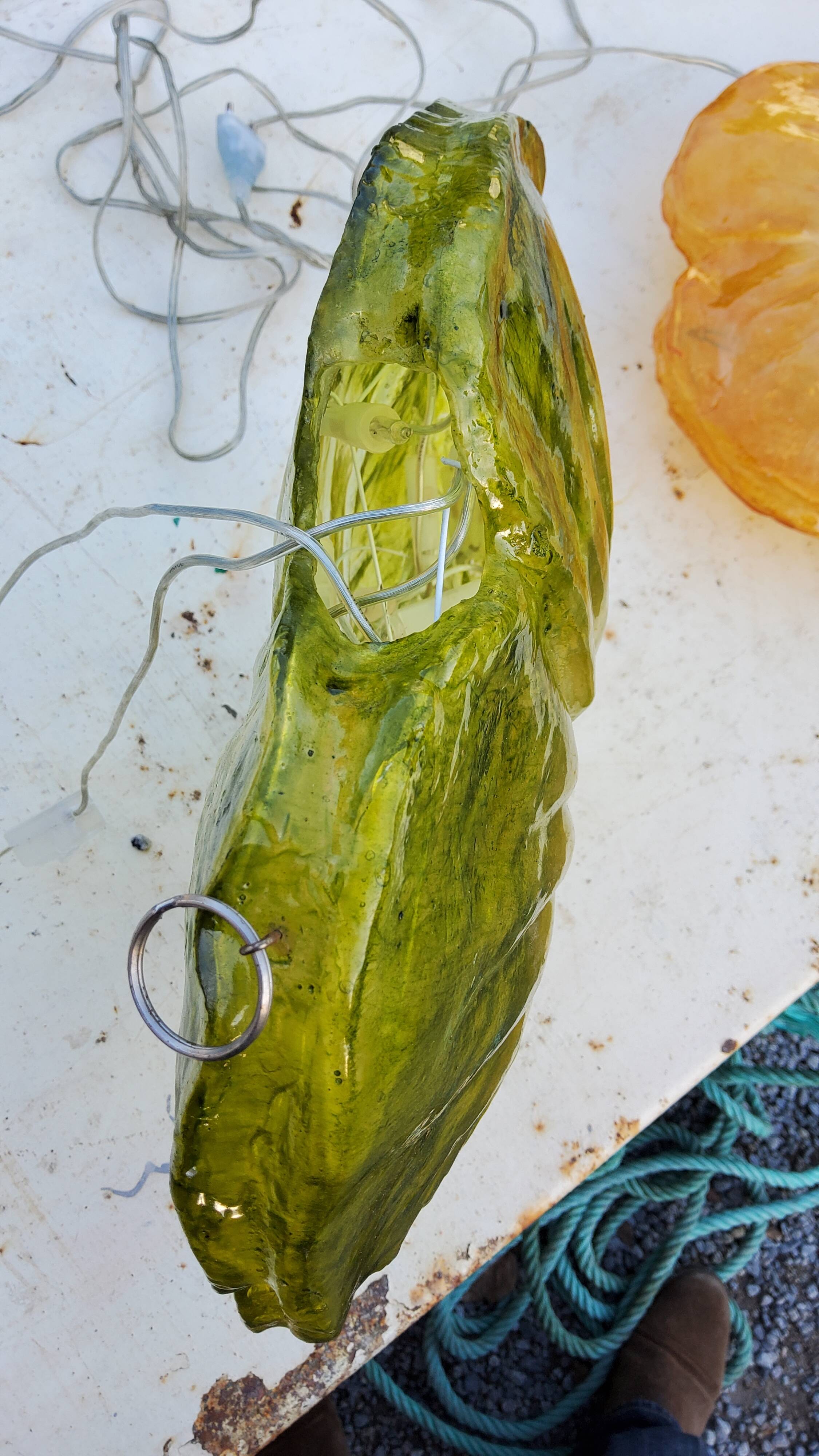 Pair of suspension lamps from the 70s in resin