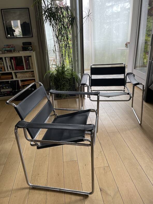 Lot de 2 Fauteuils cuir noir inspiration Wassily