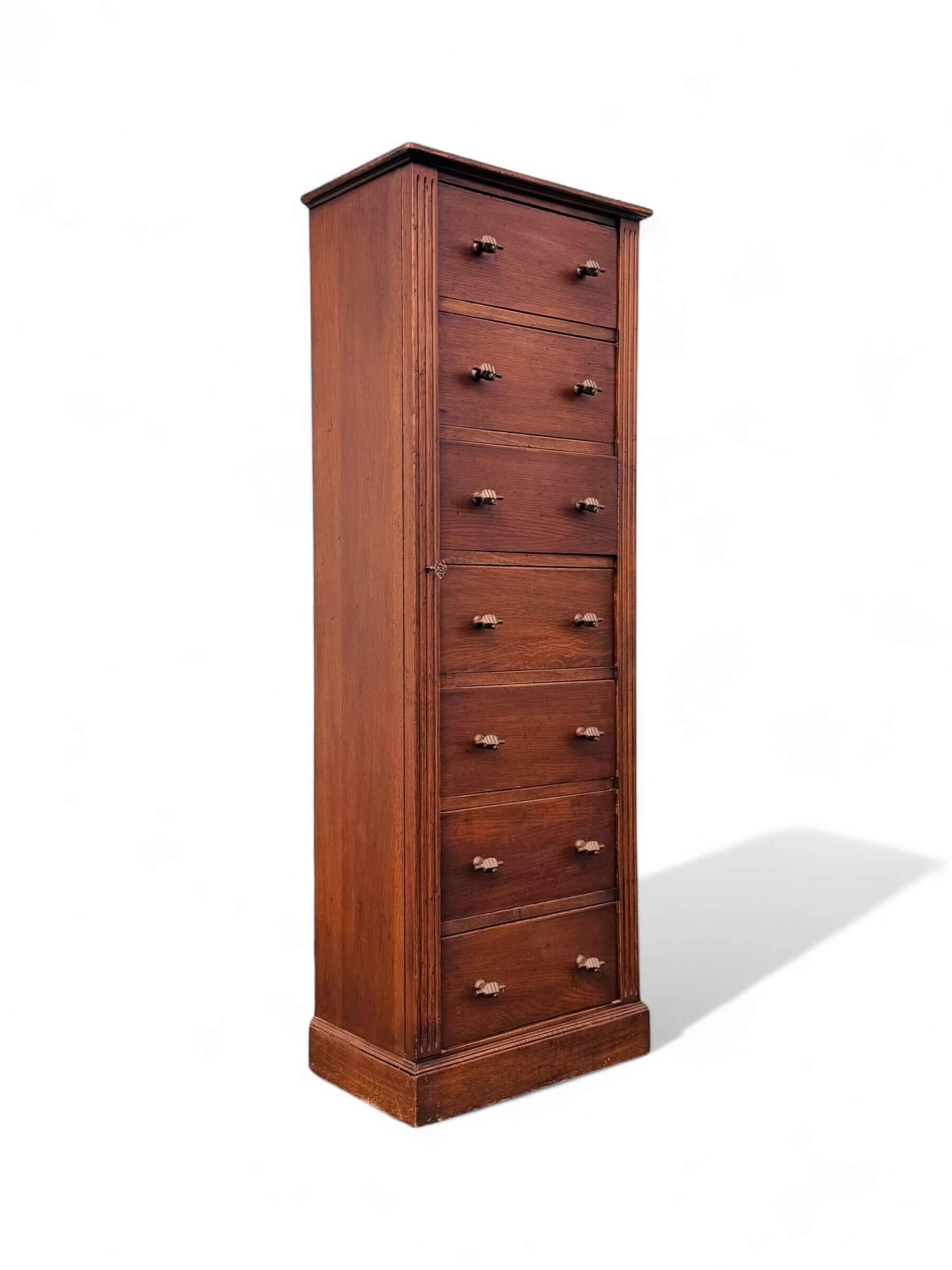 Meuble semainier ancien, début XXème