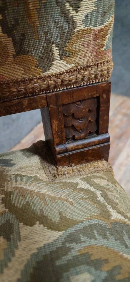 Antique walnut armchair – Renaissance / Henry II style – H 111 cm
