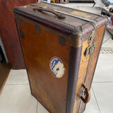 Ancienne malle cabine vintage