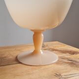 Cup in nude milky opaline