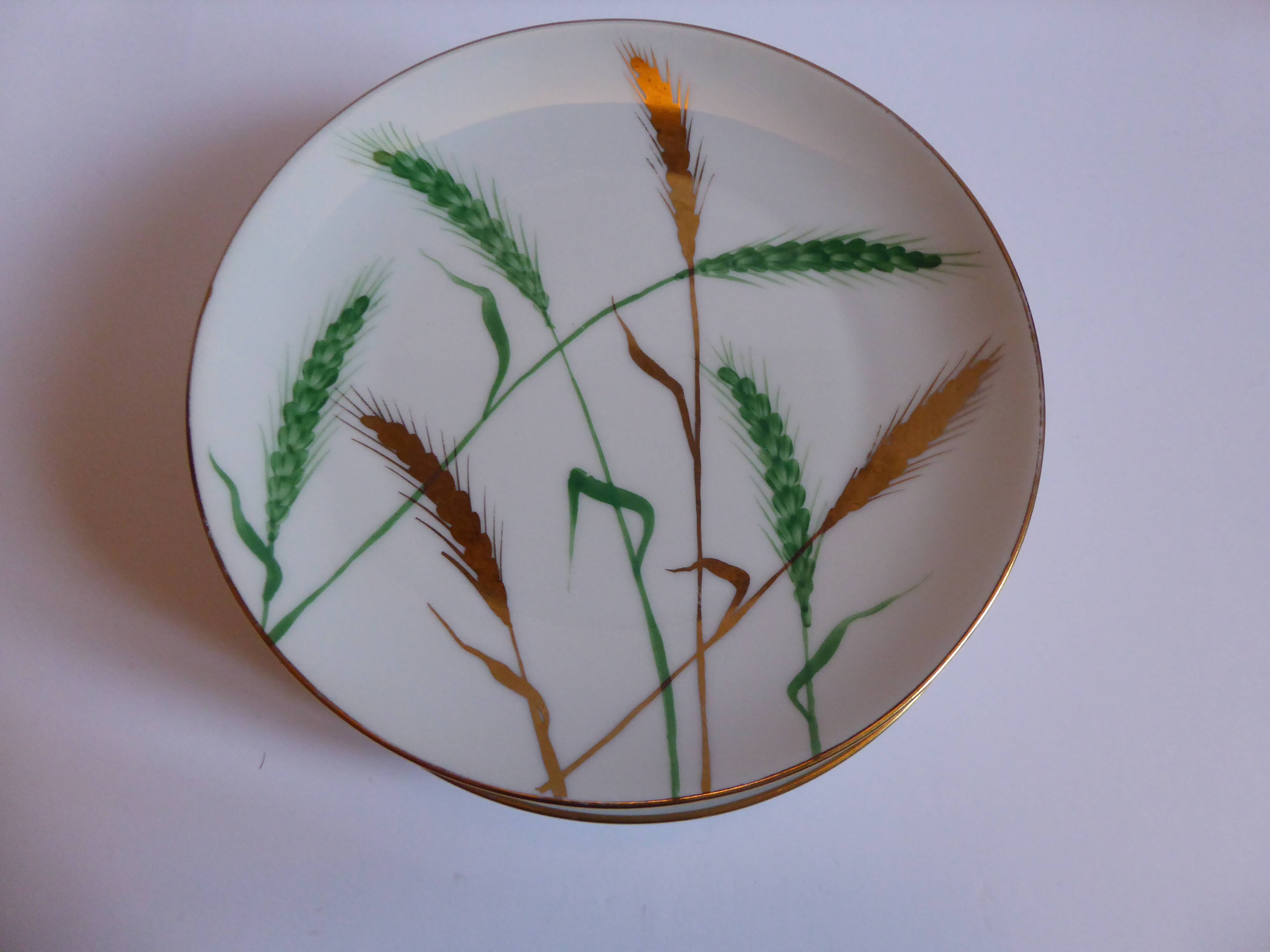 Delvaux Paris porcelain dessert plates