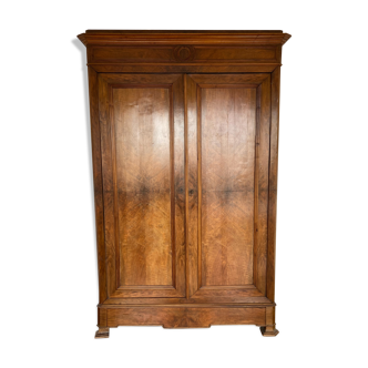 Louis Philippe wardrobe