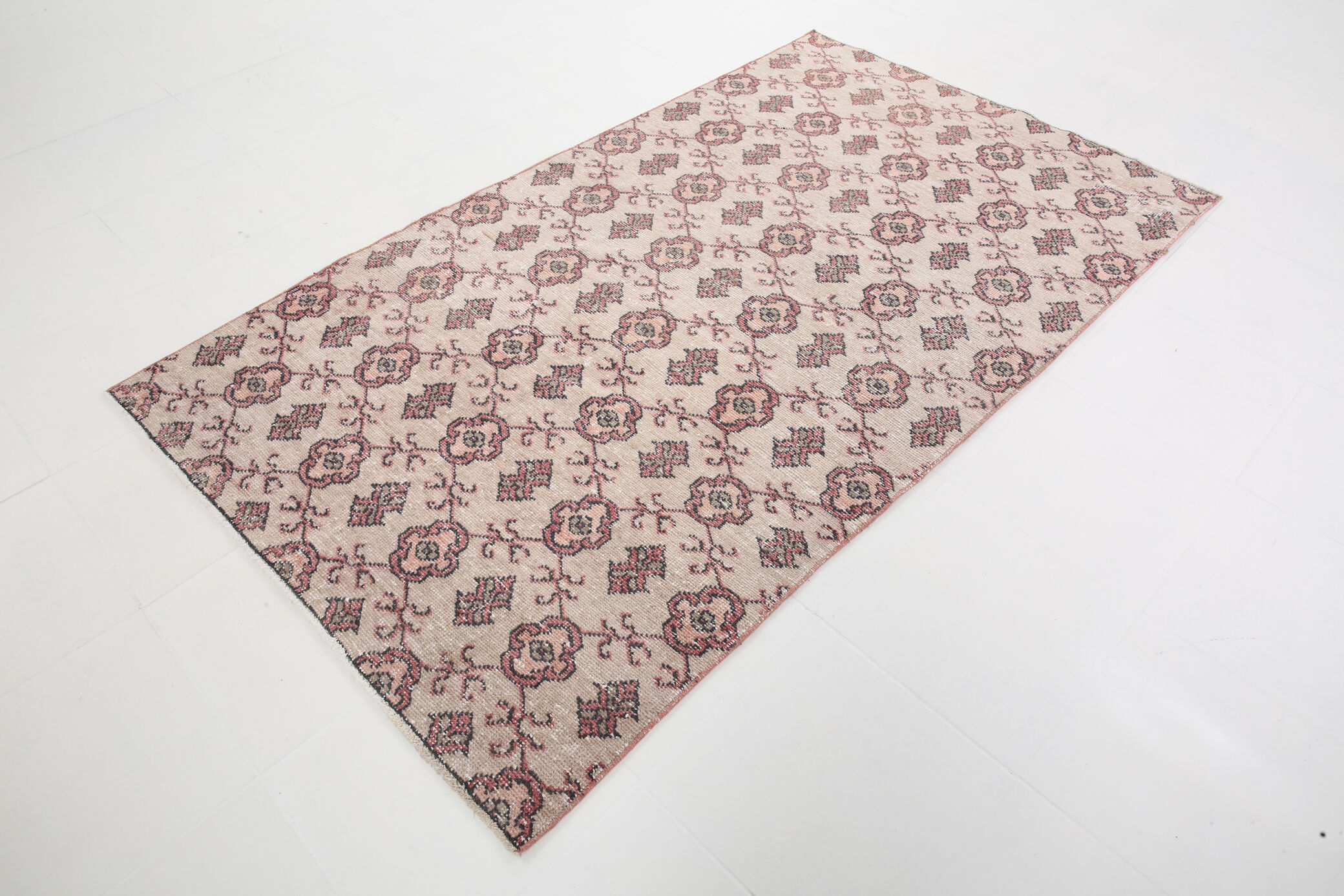 4x7 Red & Beige Floral Turkish Rug, 134x231Cm