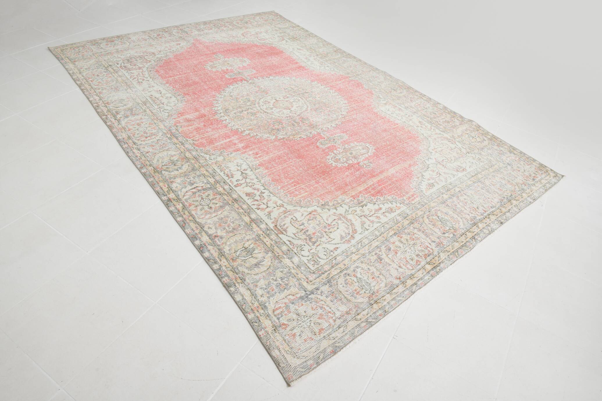 7x10 Vintage Soft Red & Beige Vintage Oushak Area Rug, 207x310 Cm