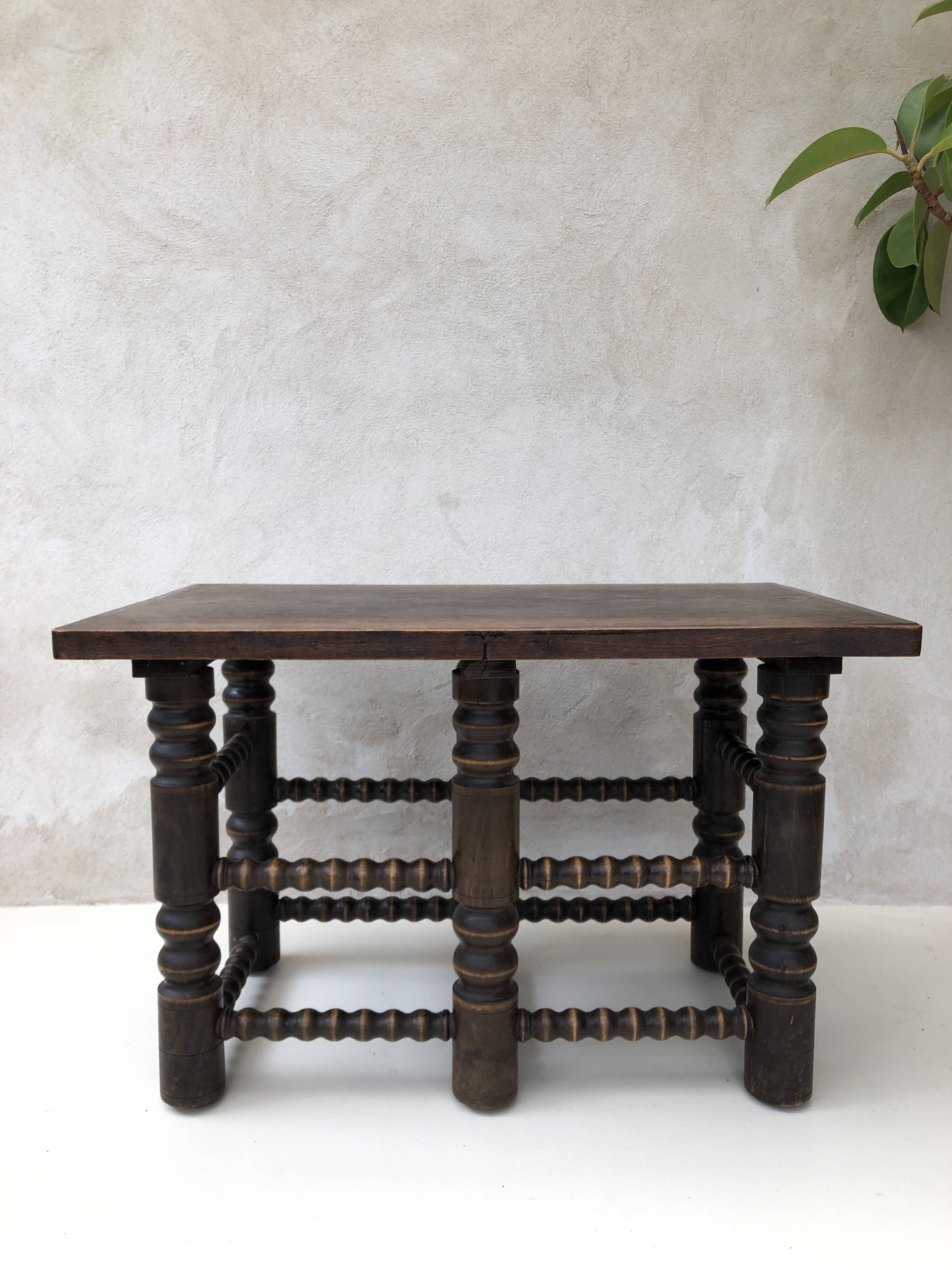 Decorative wooden coffee table