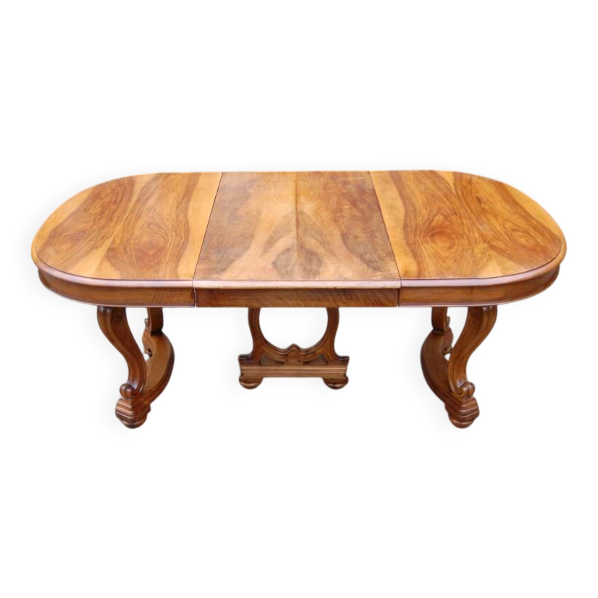 Napoleon III period walnut table from the late 19th century with extensions