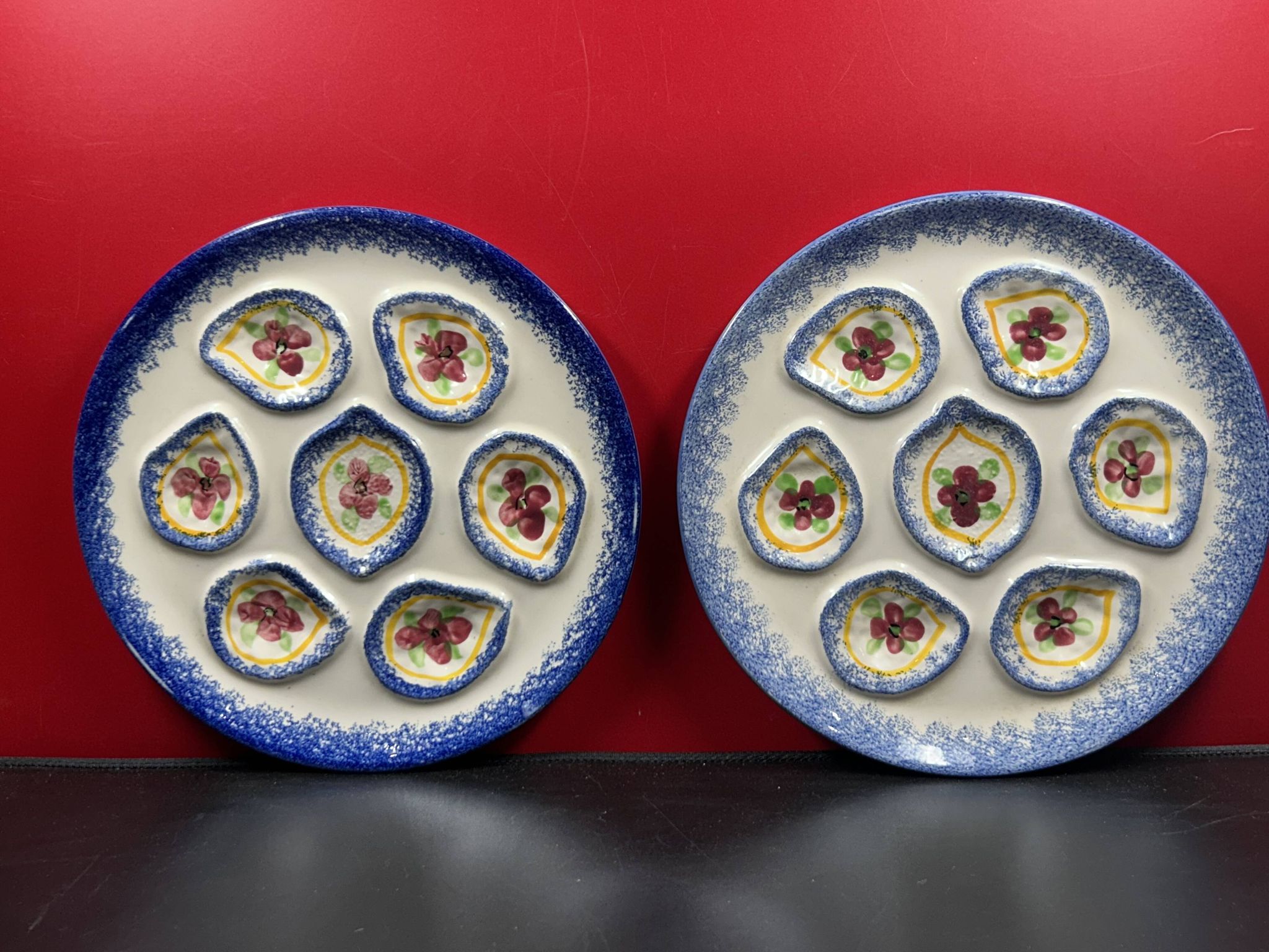 Set of two 25 cm oyster plates in MBFA Pornic earthenware, Cancale model.