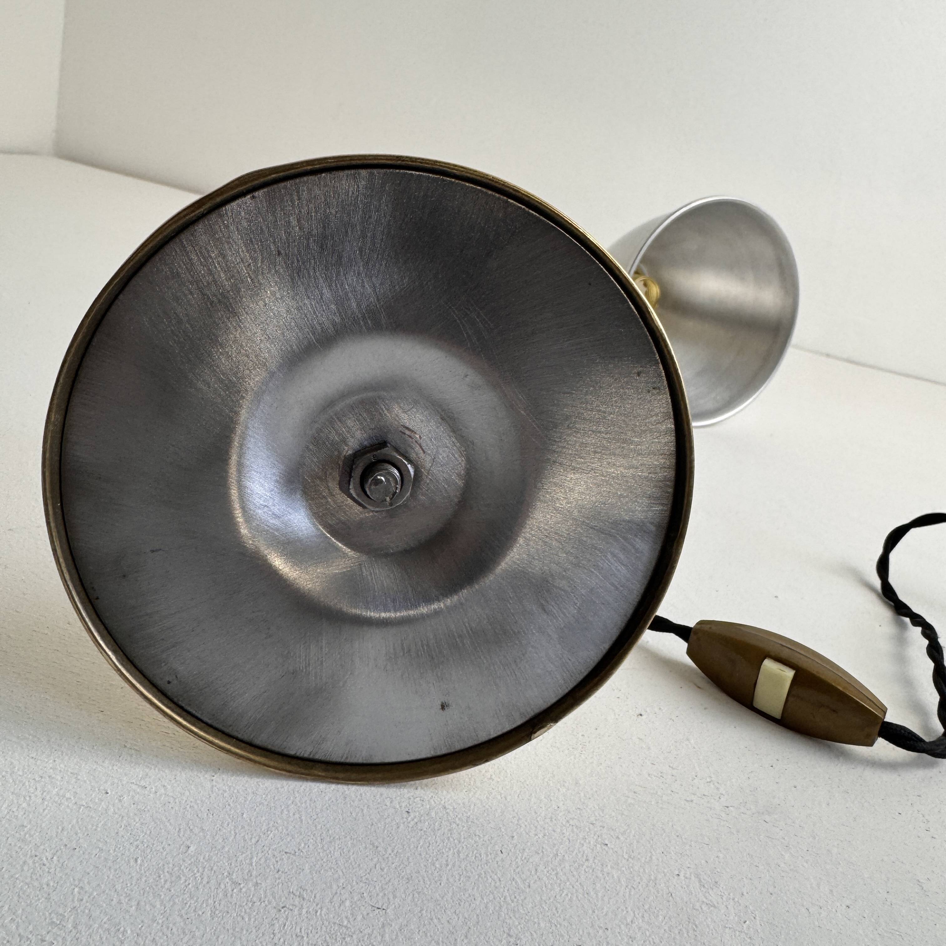 OLD VINTAGE DESK LAMP RAISE AND LOWER