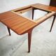 Table à manger extensible par Meubles TV / Tricoire & Vecchione
