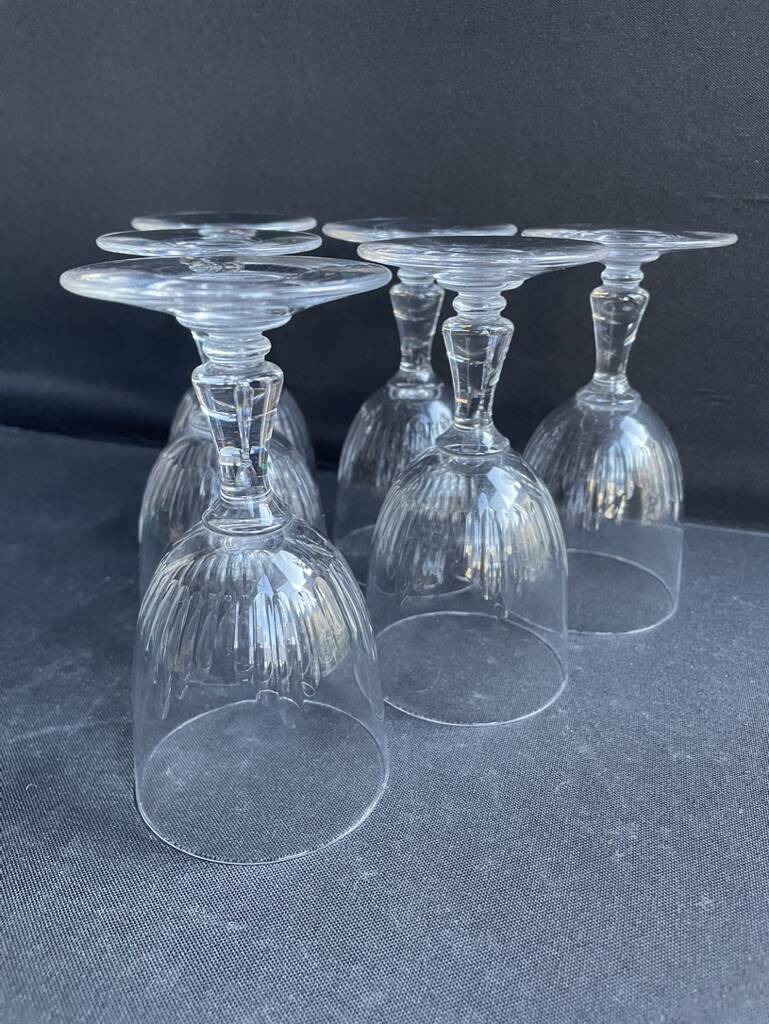6 Baccarat wine glasses – Art Nouveau