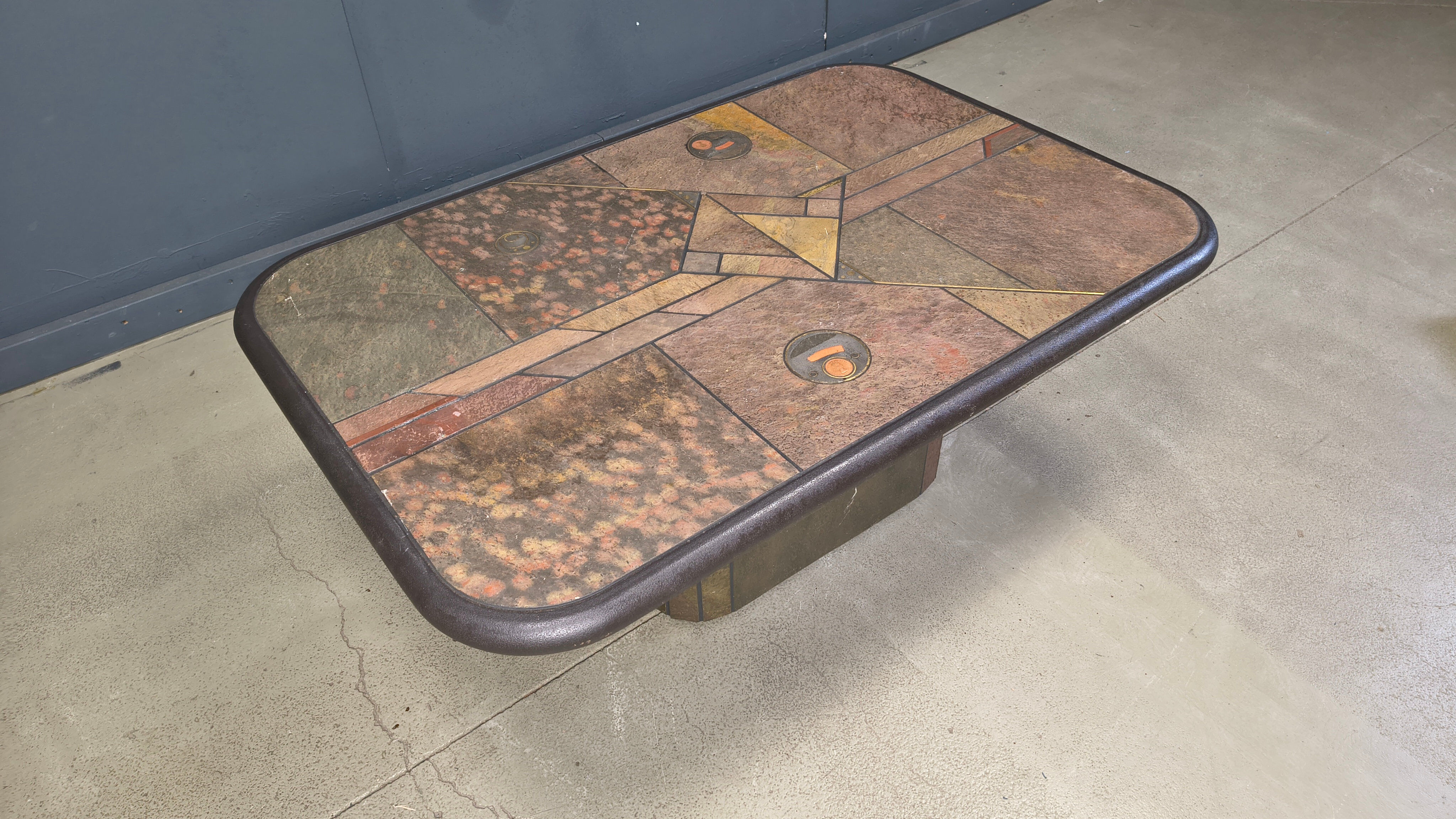 Table basse attribuée à Paul Kingma, années 1980.