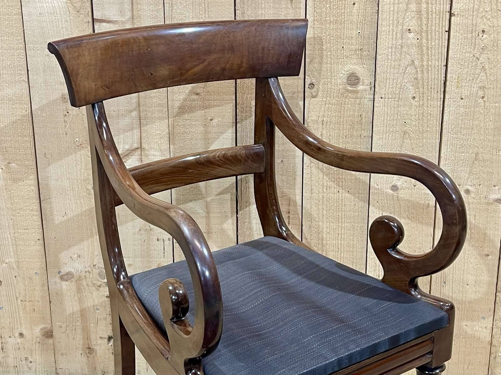 19th century English armchair in mahogany
