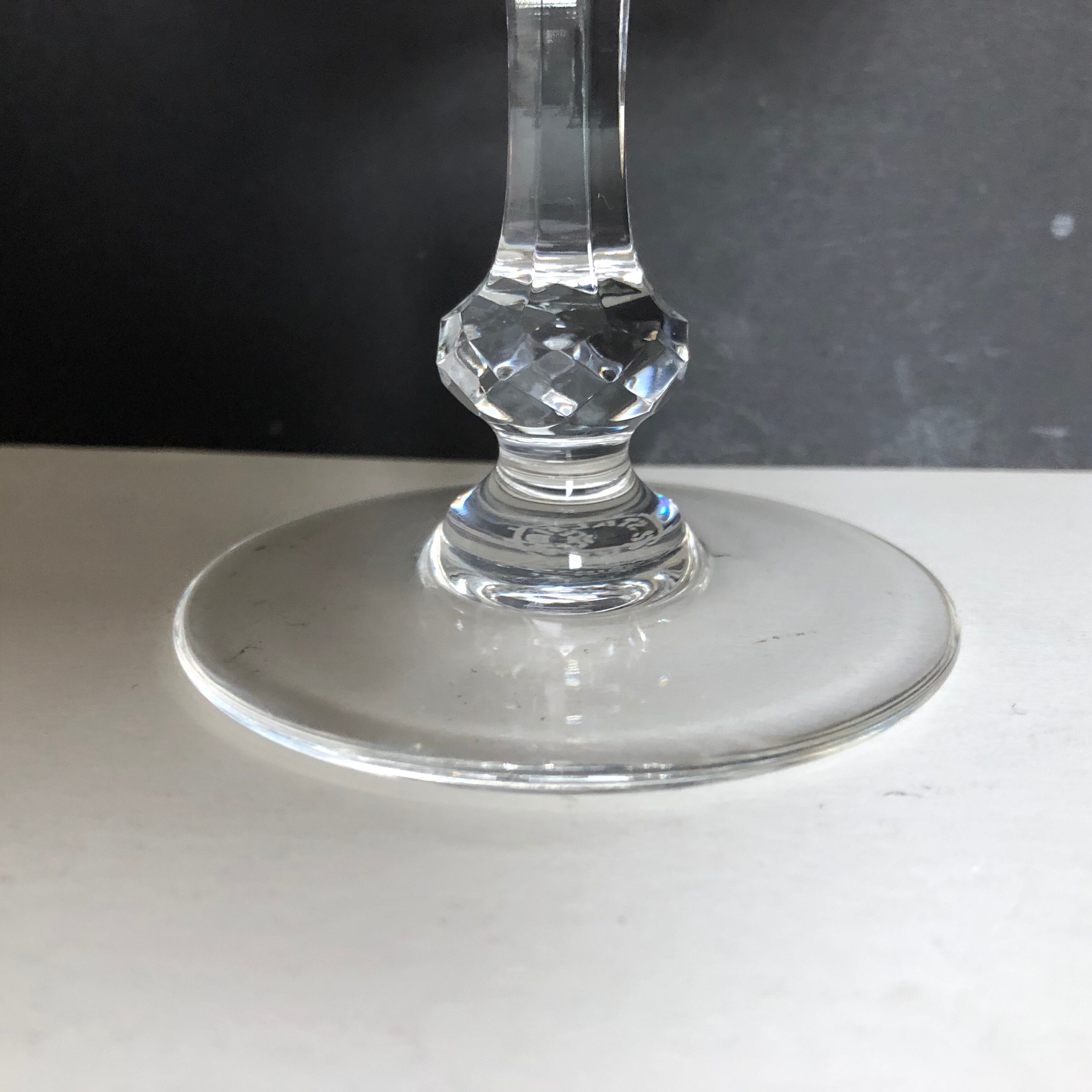 6 Champagne glasses in cut crystal from Saint Louis