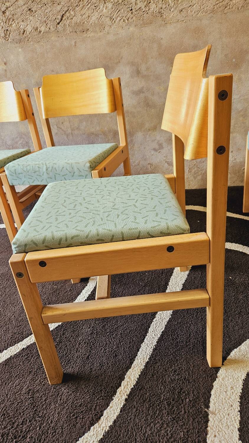 Set of 4 wooden and fabric chairs, 70s