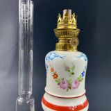 19th century oil lamp in Old Paris porcelain, Louis XVI style