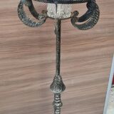 Hammered and patinated steel floor lamp, art deco style, 160cmx30 opaque pink glass and molded glass