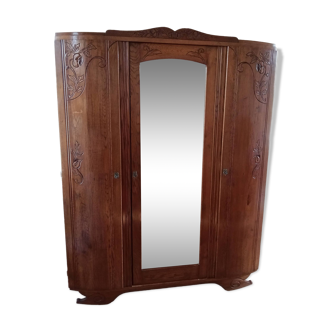Art Deco cabinet