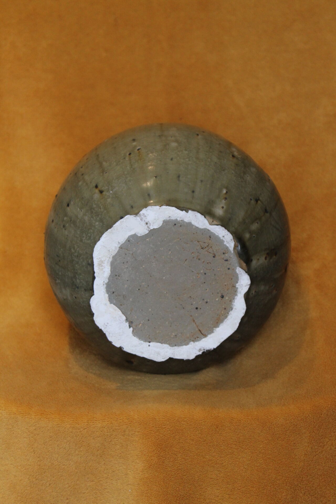 Ceramic vase signed Jean-claude Seris
