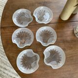 Six ramequins en verre strié