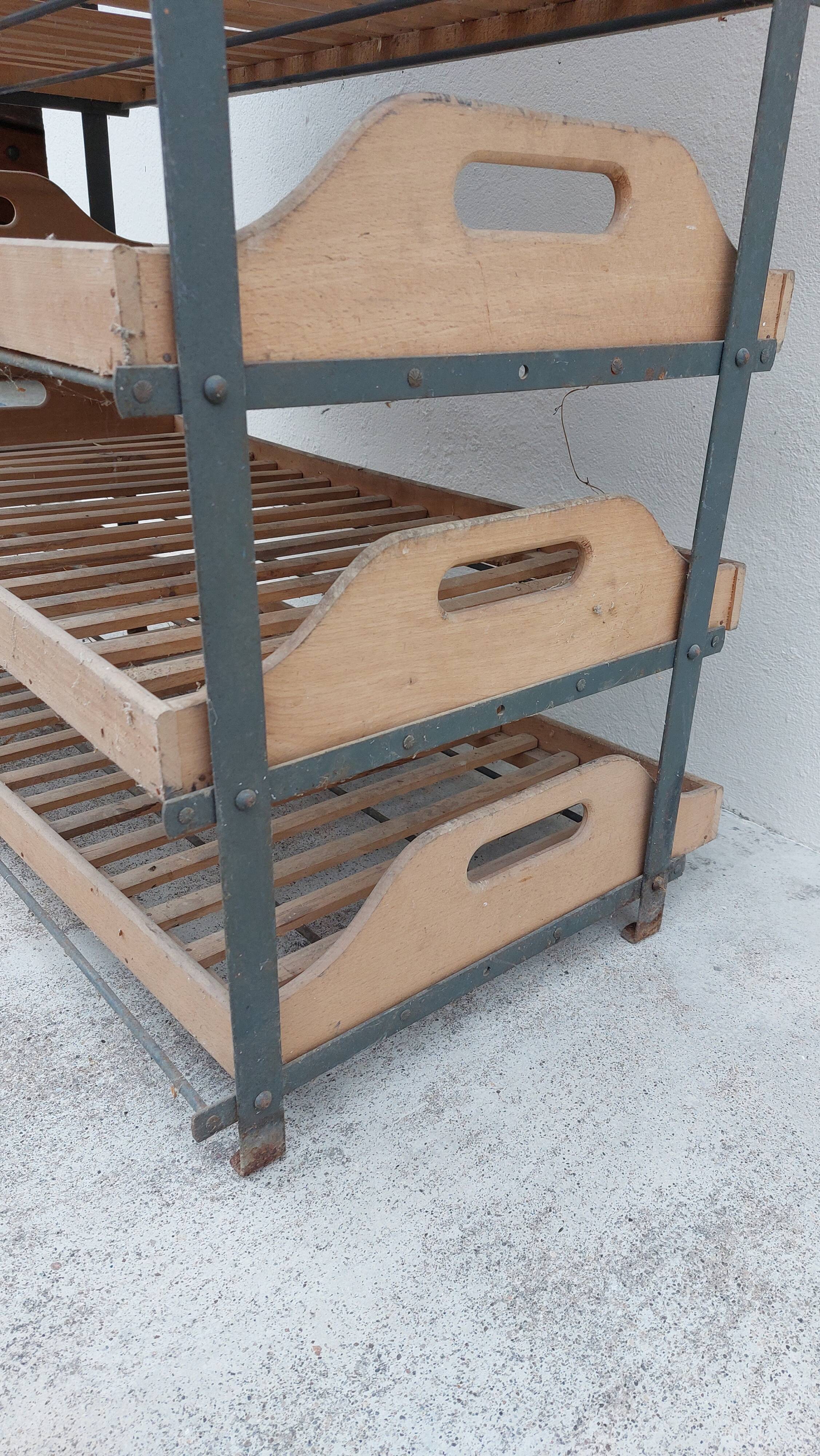 Furniture store shelf rigid shelf 1950