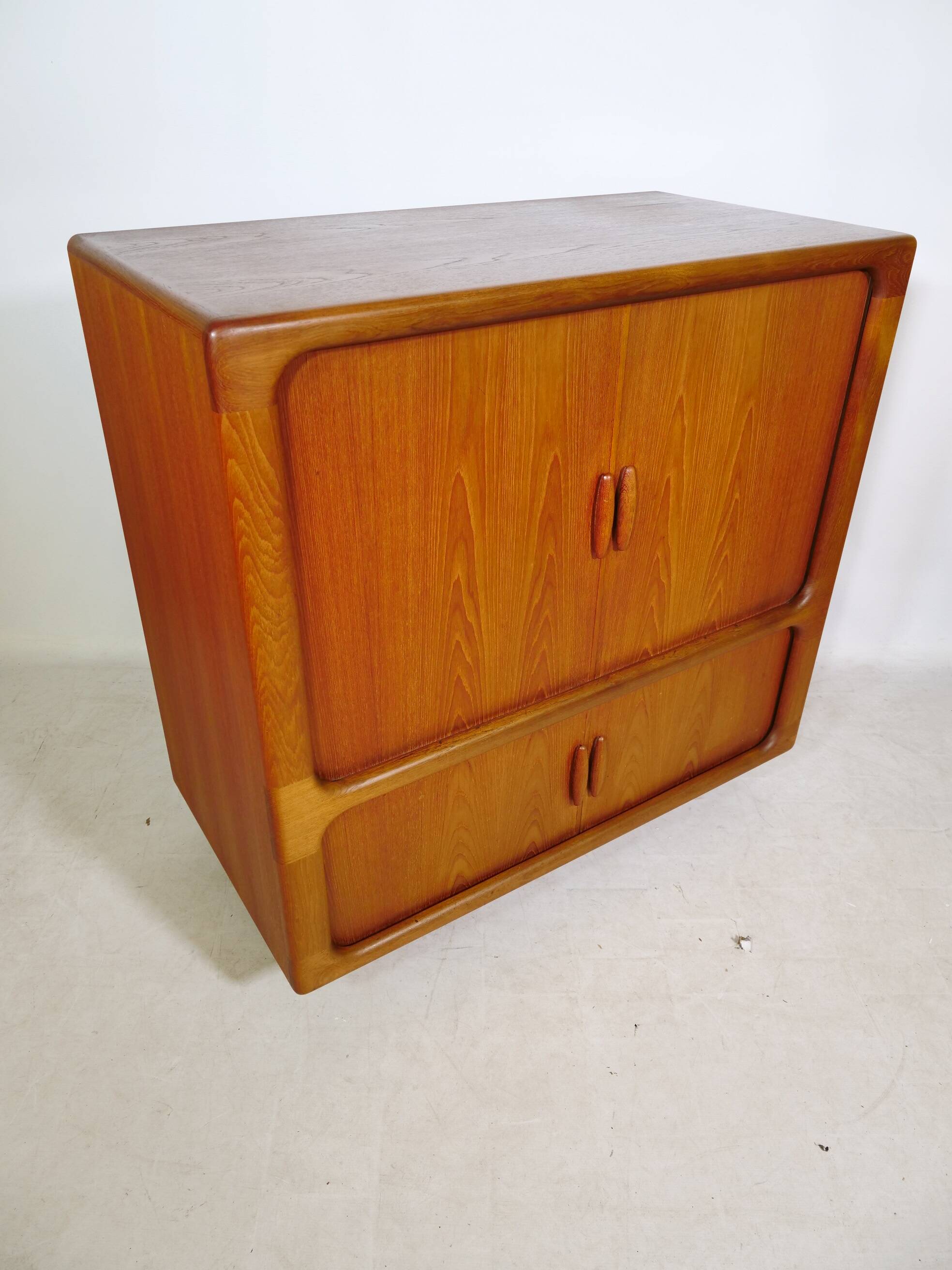 HiFi Highboard with Sliding Doors Sideboard Teak by Dyrlund, 1960s