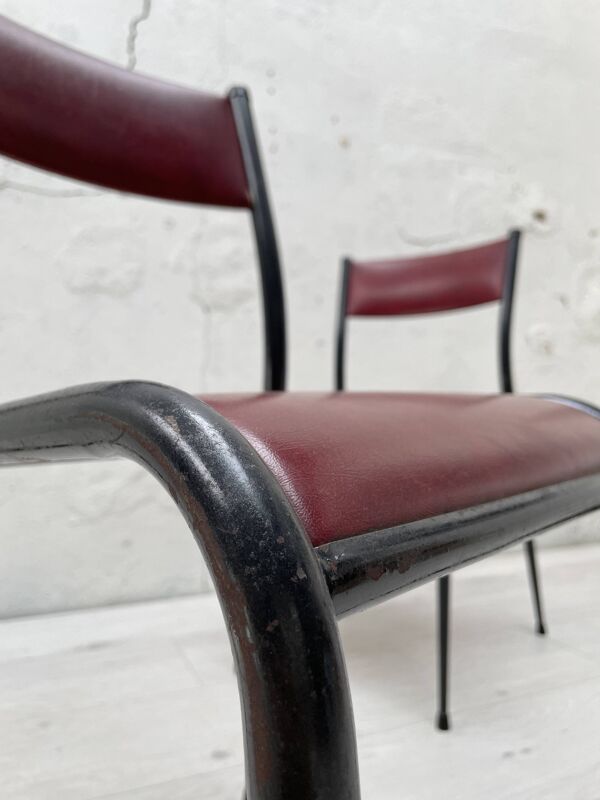 Suite de 4 chaises vintage Mullca 510.