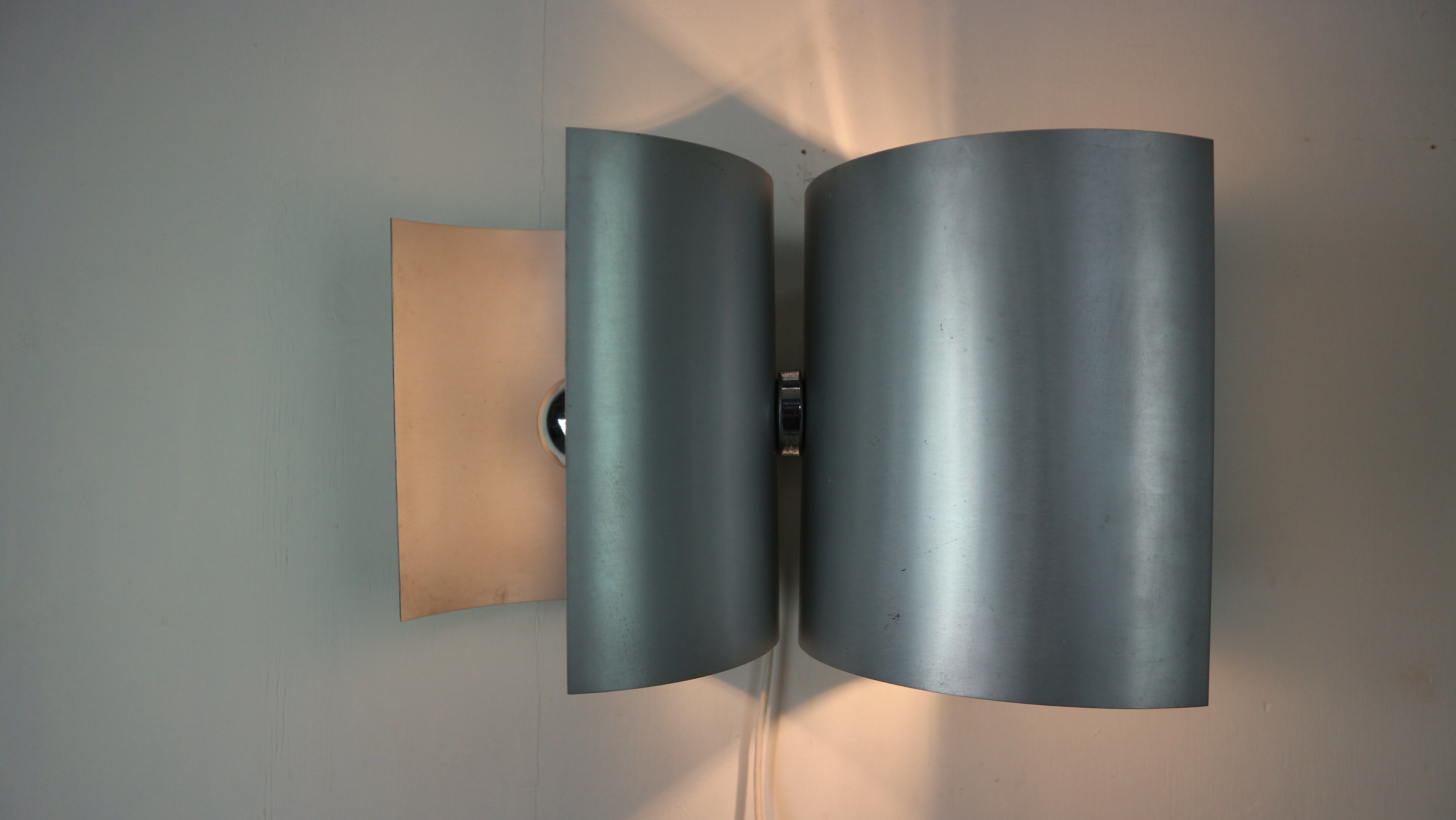 Giuliano Cesari Silver Wall Adjustable Lamp for Nucleo Sormani, 1960 Italy