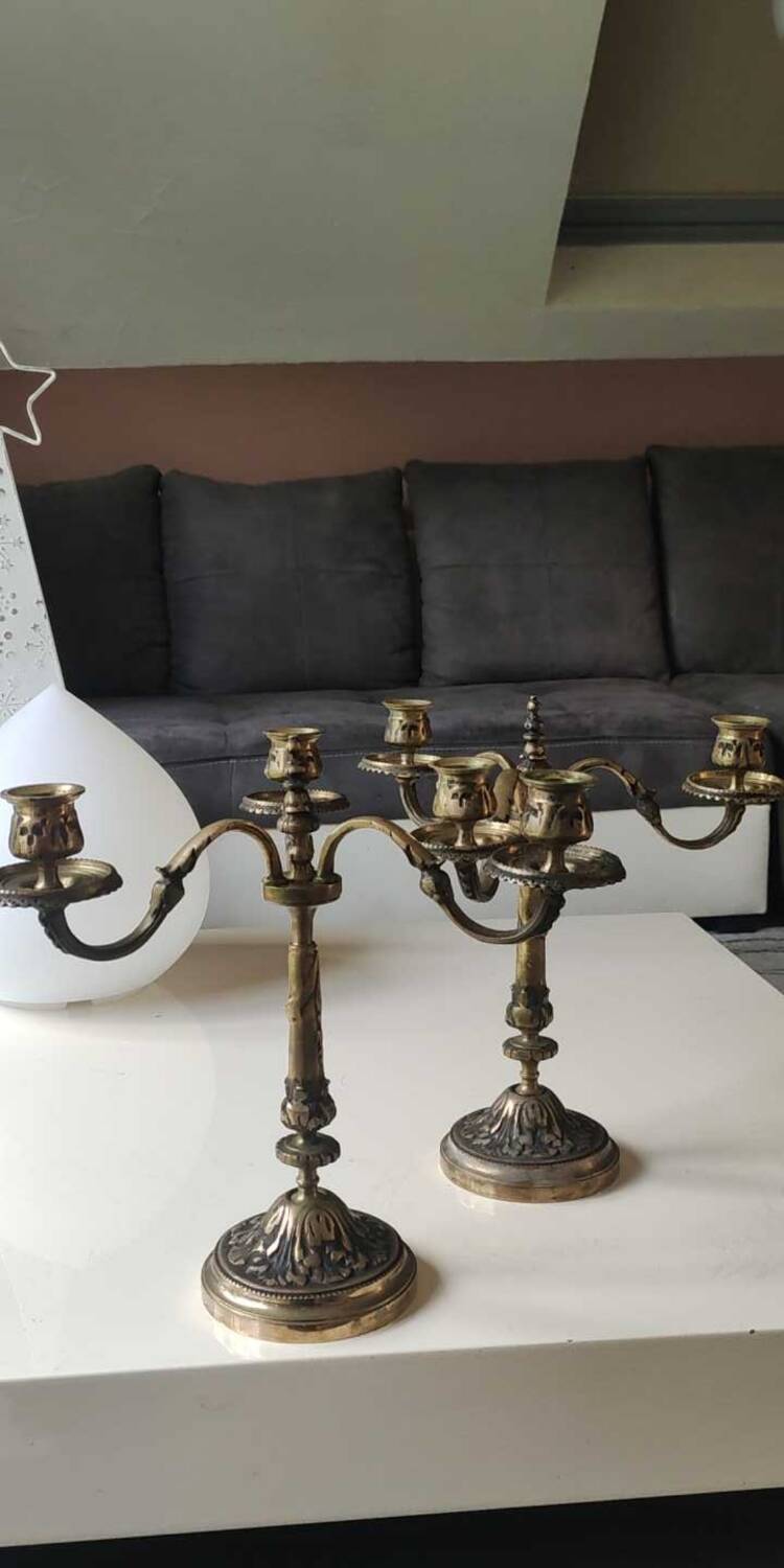 Pair of 3-arm curved chandeliers. Baroque/Rocaille style.