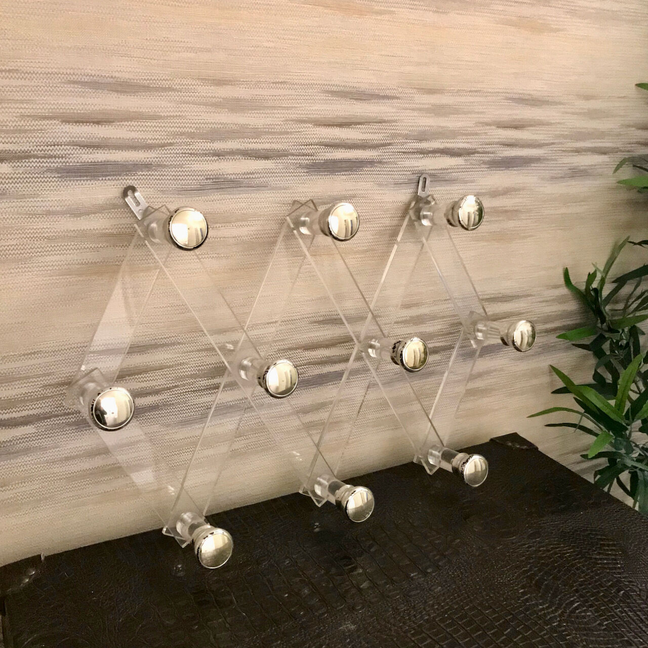 Porte manteau plexi