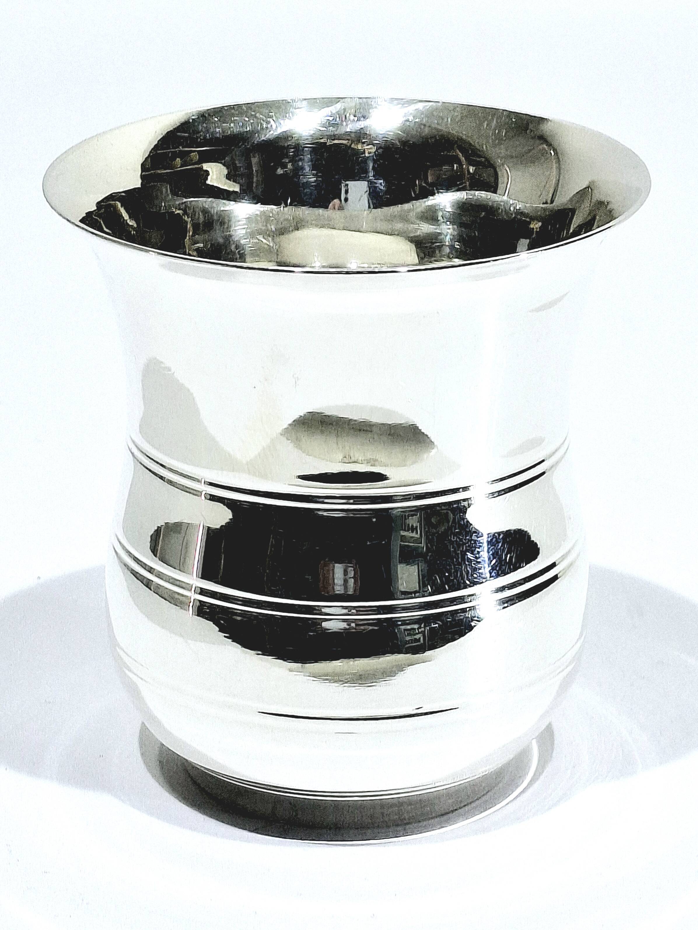 Timbale En Argent 1940