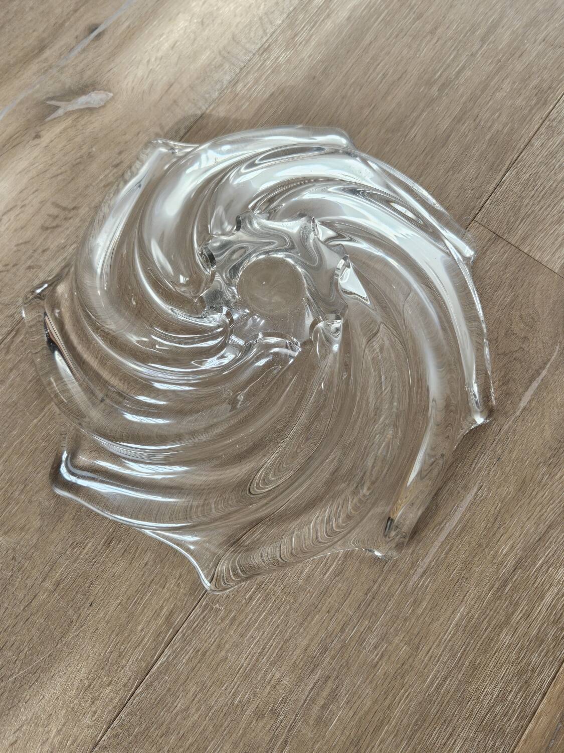 Vintage glass spiral trinket tray