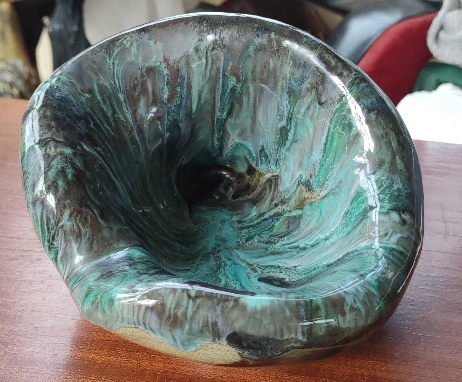 Empty Shell Pocket Ceramic Earthenware HB Quimper Bel Delecourt