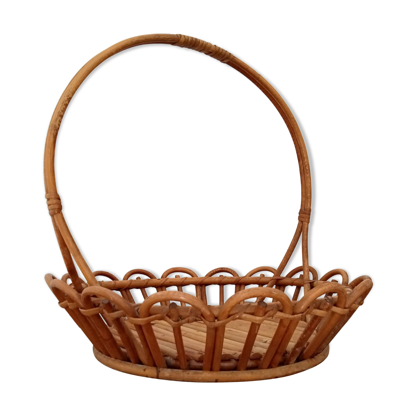 Vintage rattan basket 70s