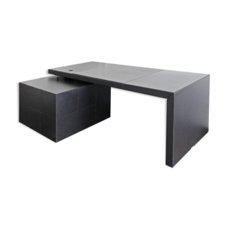 Poltrona Frau desk