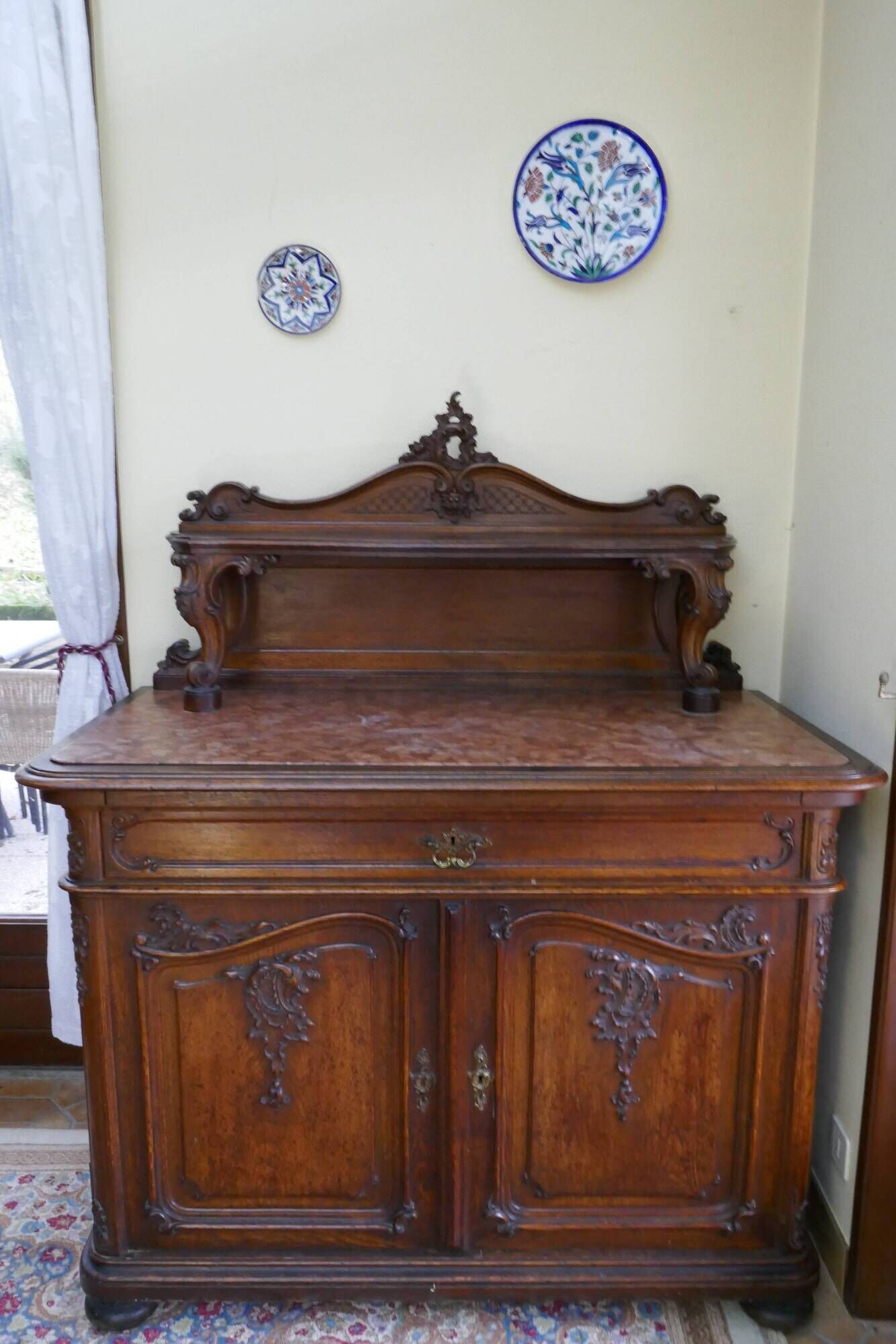 Dessert / Buffet late 19th century with pink-brown marble in Louis XV style