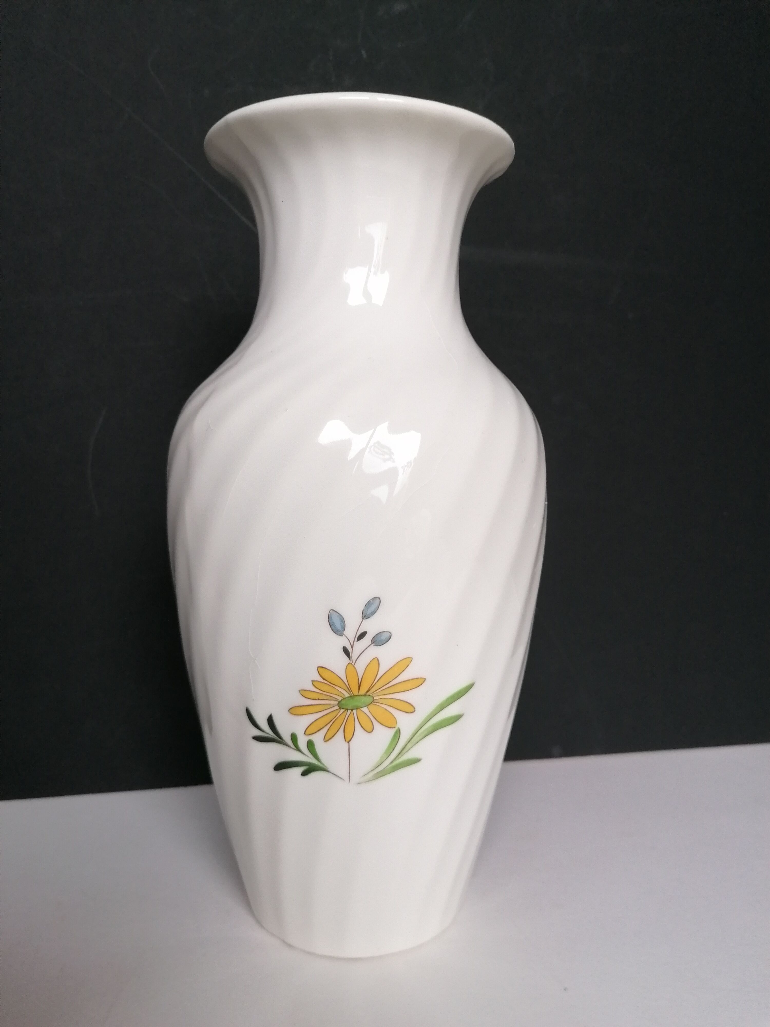 Vase Gien birds of Paradise
