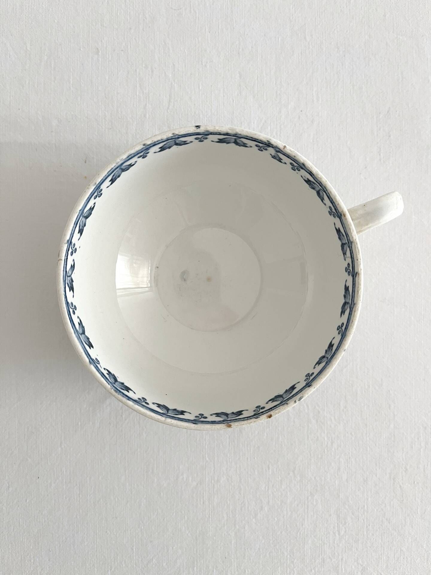 Antique ironstone cup "Carmen" Sarreguemines