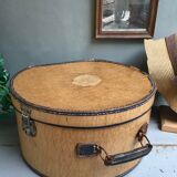 Hat box with leather handle
