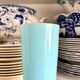 Vase en opaline bleu ciel